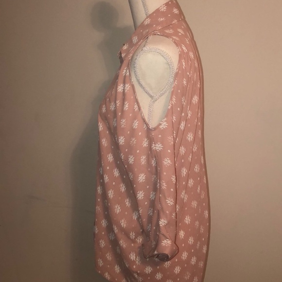 Forever 21 Button-Up - Picture 3 of 4